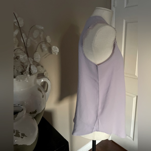 Lilac sleeveless lace trim blouse - Picture 5 of 7